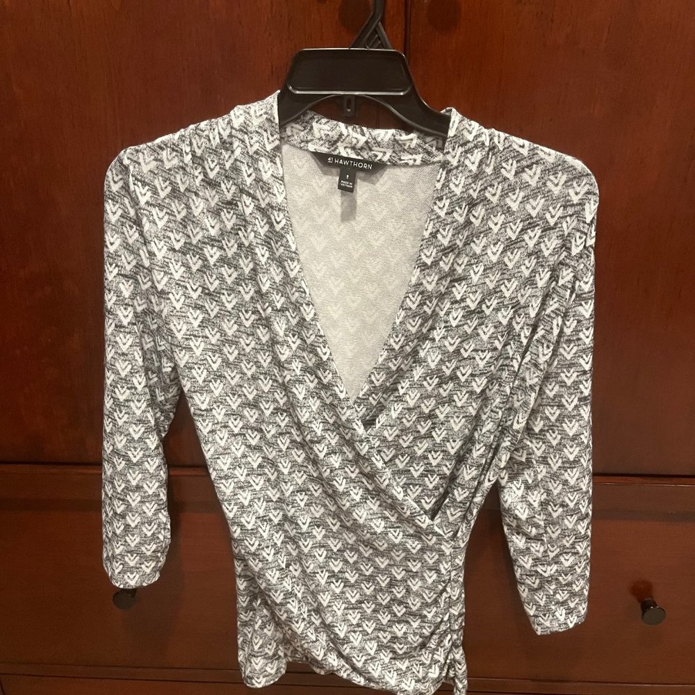 41 HAWTHORN Henri Surplice Wrap Ruched Knit Top